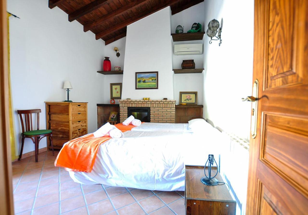 Cortijo Las Caballerias Alora Exterior photo